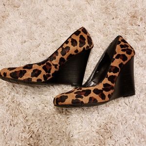 BCBG Cheetah Print Wedge Heels Size 6